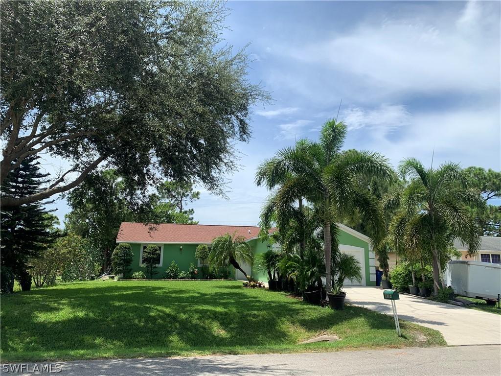 18364 Fuchsia Rd., Fort Myers, FL 33967