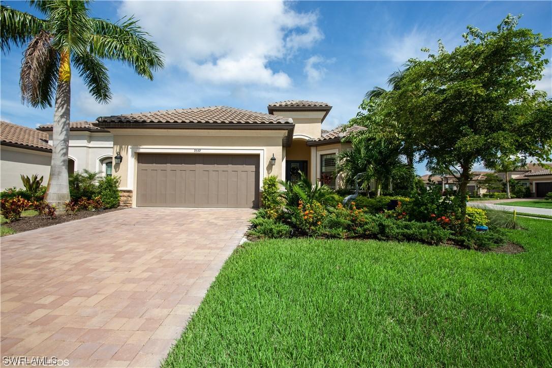 9559 Campanile Cir., Naples, FL 34114