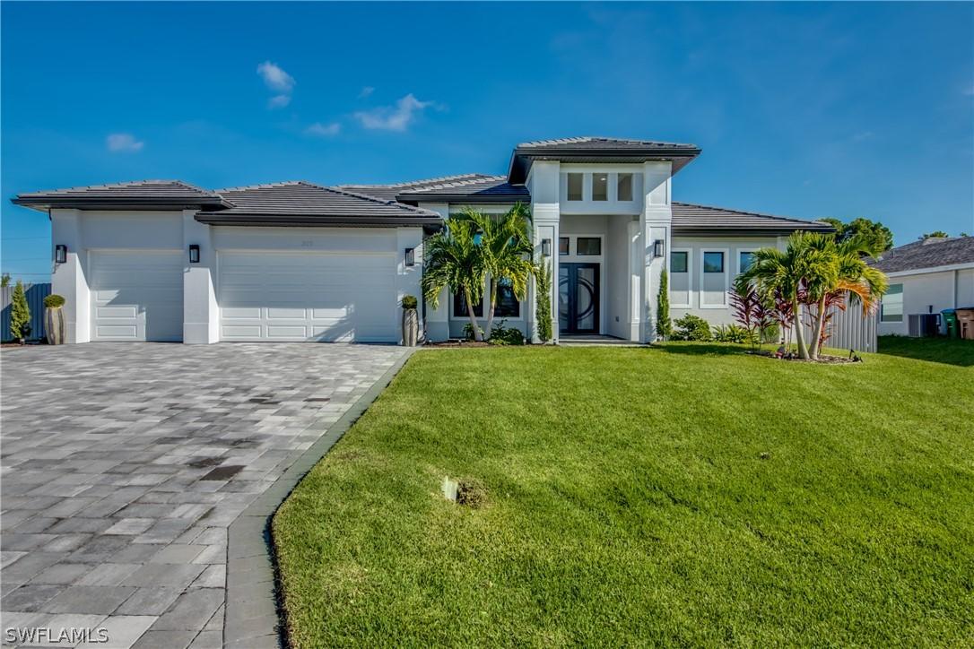 1907 SW 40th St., Cape Coral, FL 33914