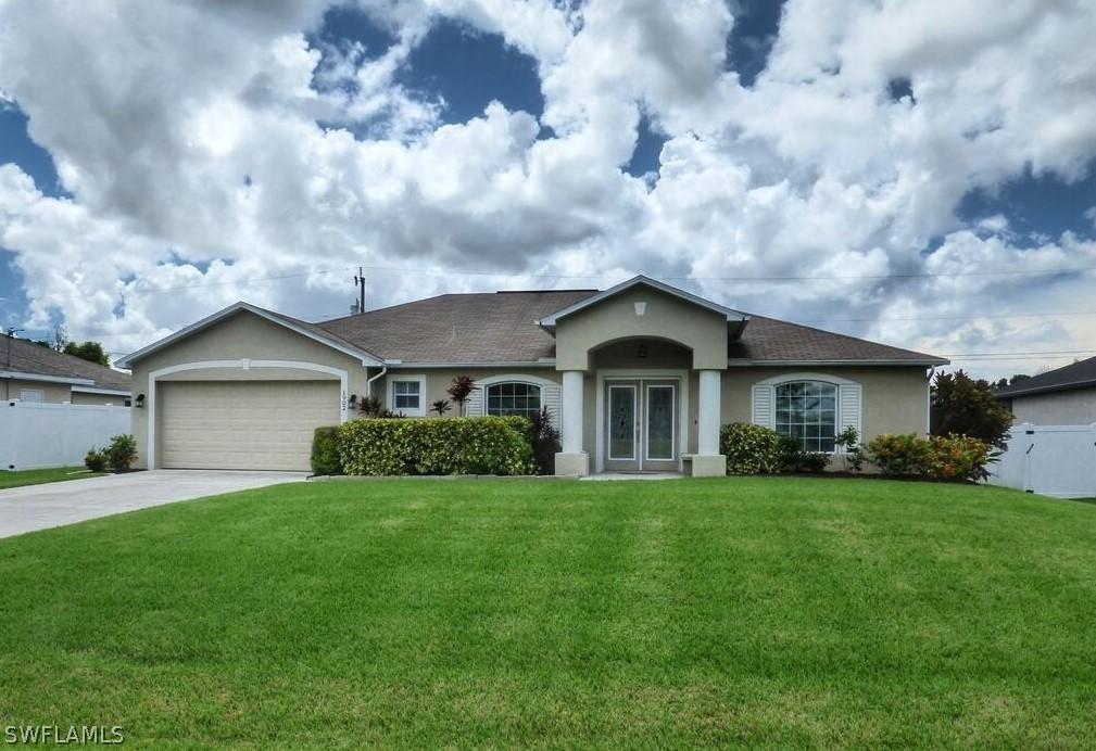 1902 SW 29th Ter., Cape Coral, FL 33914
