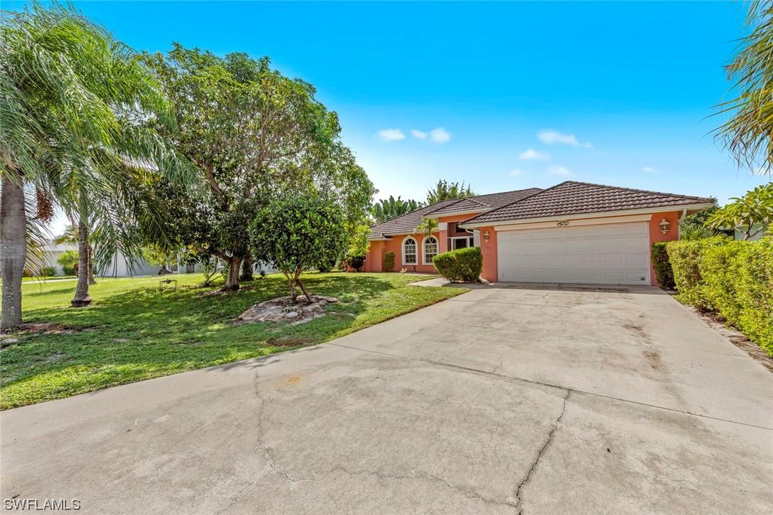 11590 Red Hibiscus Dr., Bonita Springs, FL 34135
