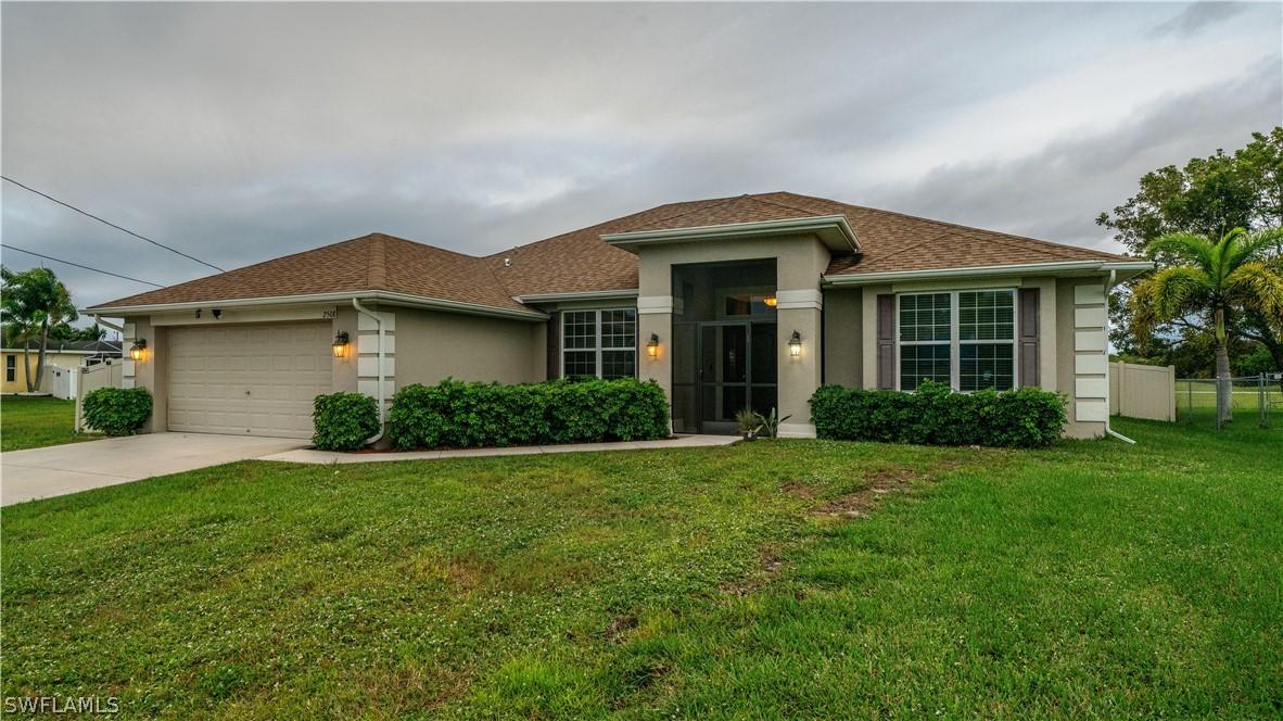 2508 SW 23rd Pl., Cape Coral, FL 33914