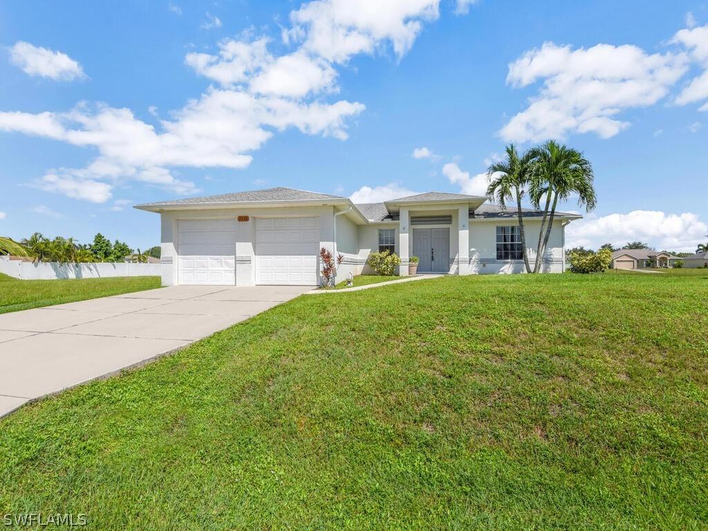 2119 NE 14th Pl., Cape Coral, FL 33909