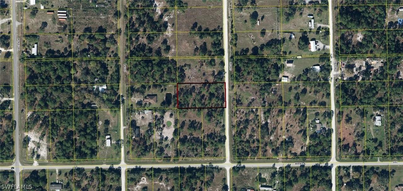 120 N Jinete St., Montura Ranches, FL 33440