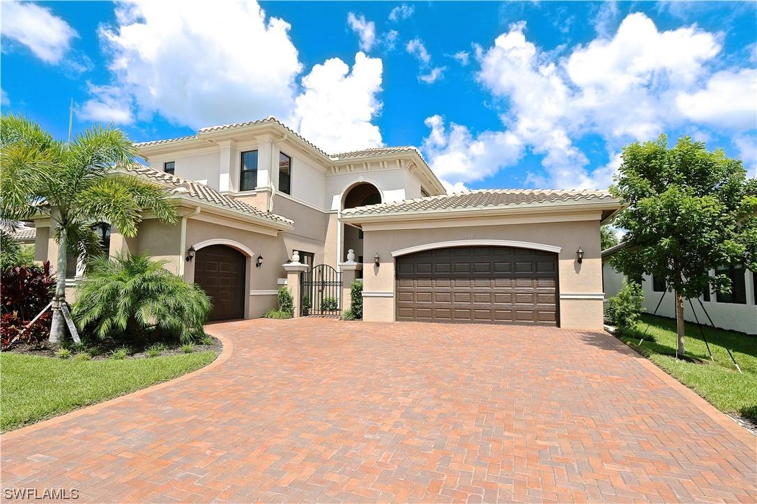 4581 Azalea Dr., Naples, FL 34119