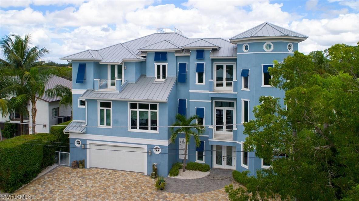 3890 Aloha Ln., Bonita Springs, FL 34134