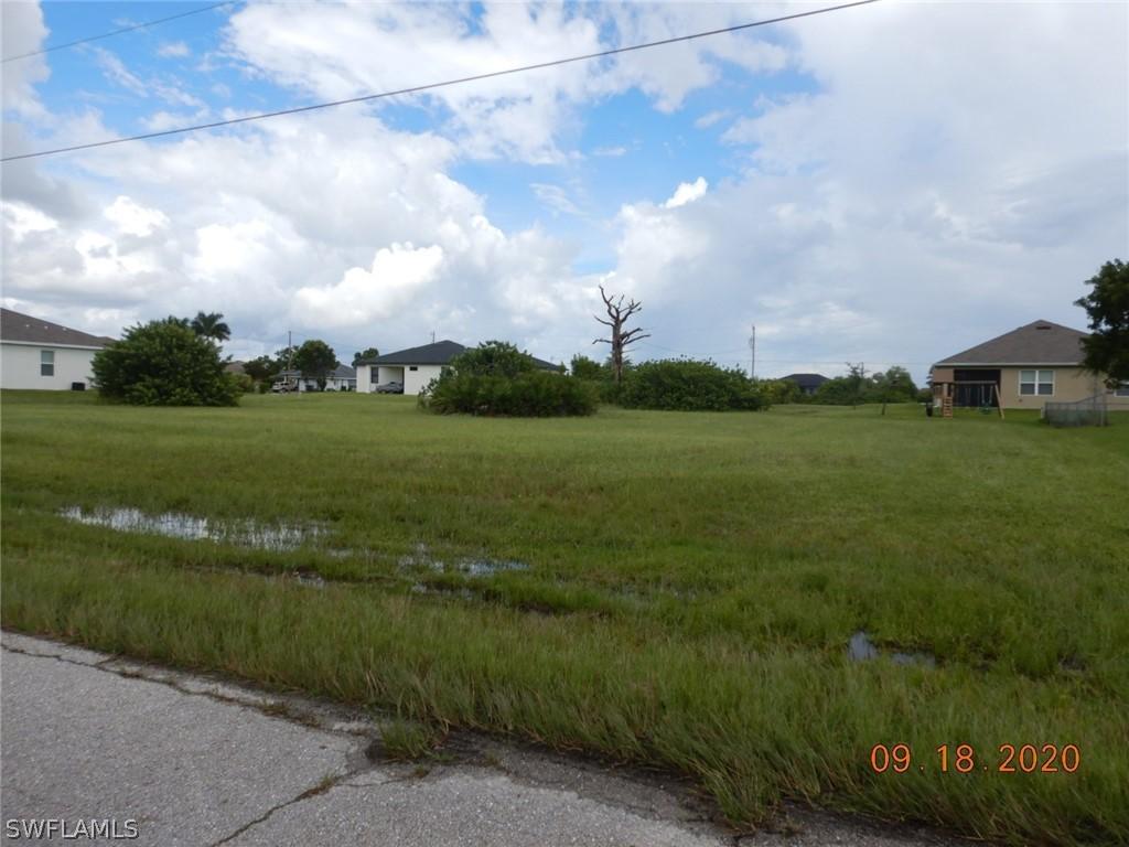 1343 NW 14th Pl., Cape Coral, FL 33993