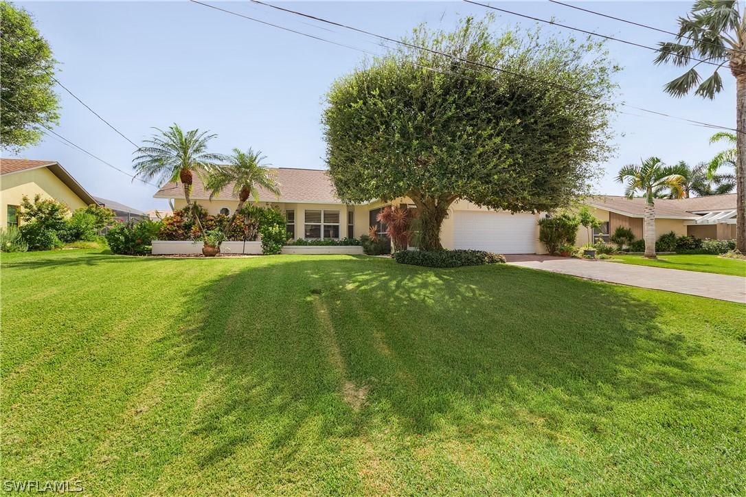 5225 SW 8th Ct., Cape Coral, FL 33914