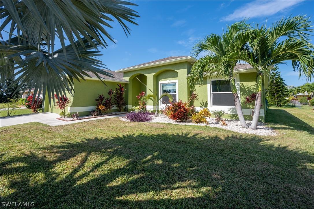2104 NW 22nd Ave., Cape Coral, FL 33993