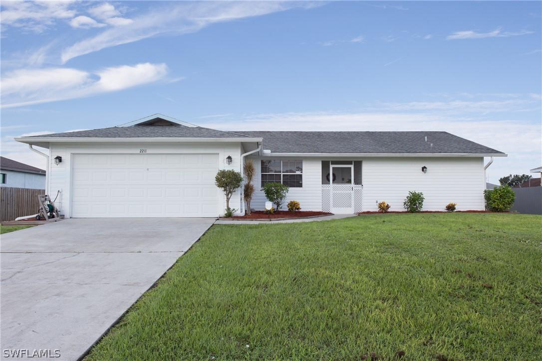 2211 NE 17th Ave., Cape Coral, FL 33909