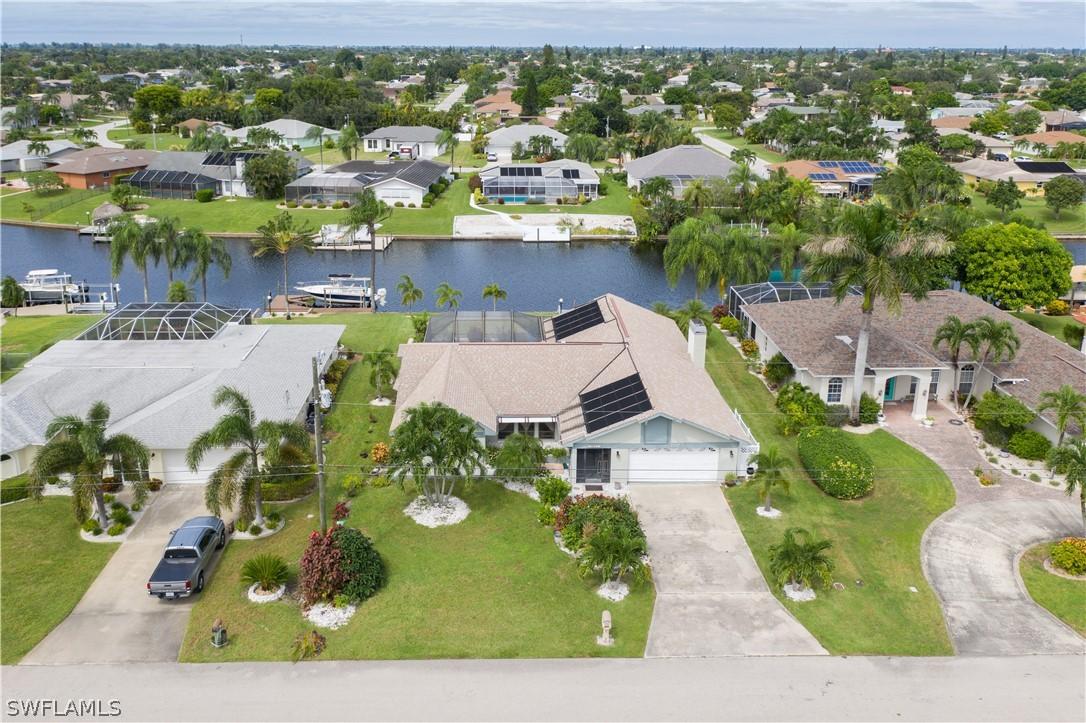 1017 SE 36th Ter., Cape Coral, FL 33904