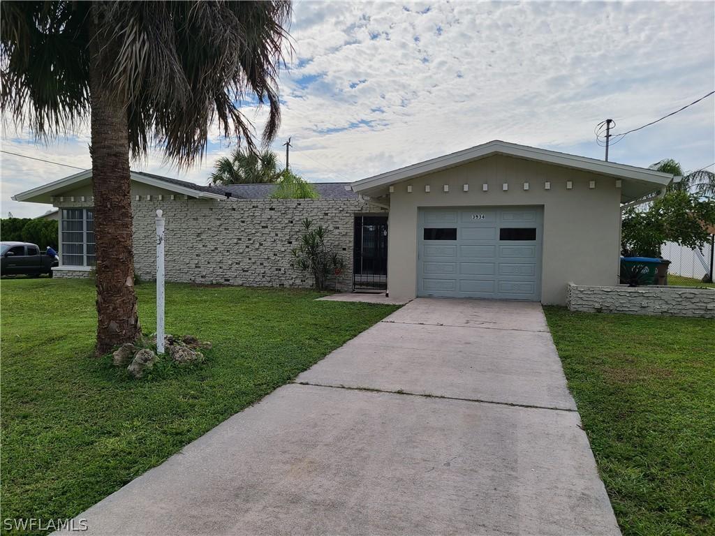 3934 Country Club Blvd., Cape Coral, FL 33904