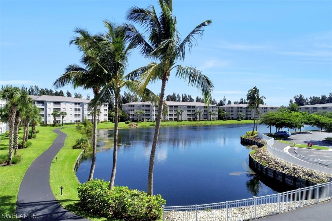 16675 Lake Circle Dr. #914, Fort Myers, FL 33908