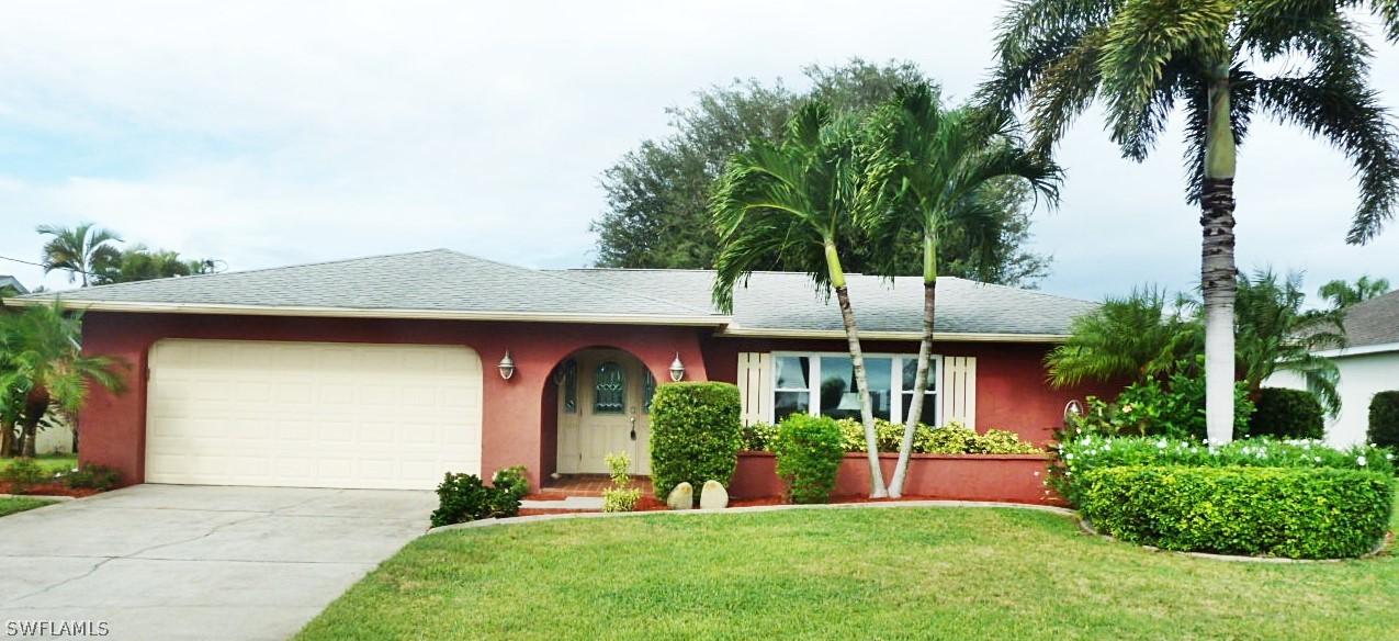 2926 SE 11th Pl., Cape Coral, FL 33904