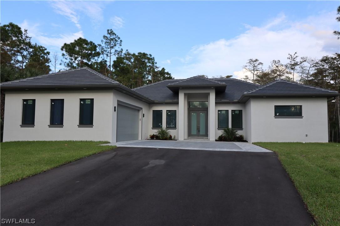 3022 2nd St., Naples, FL 34120