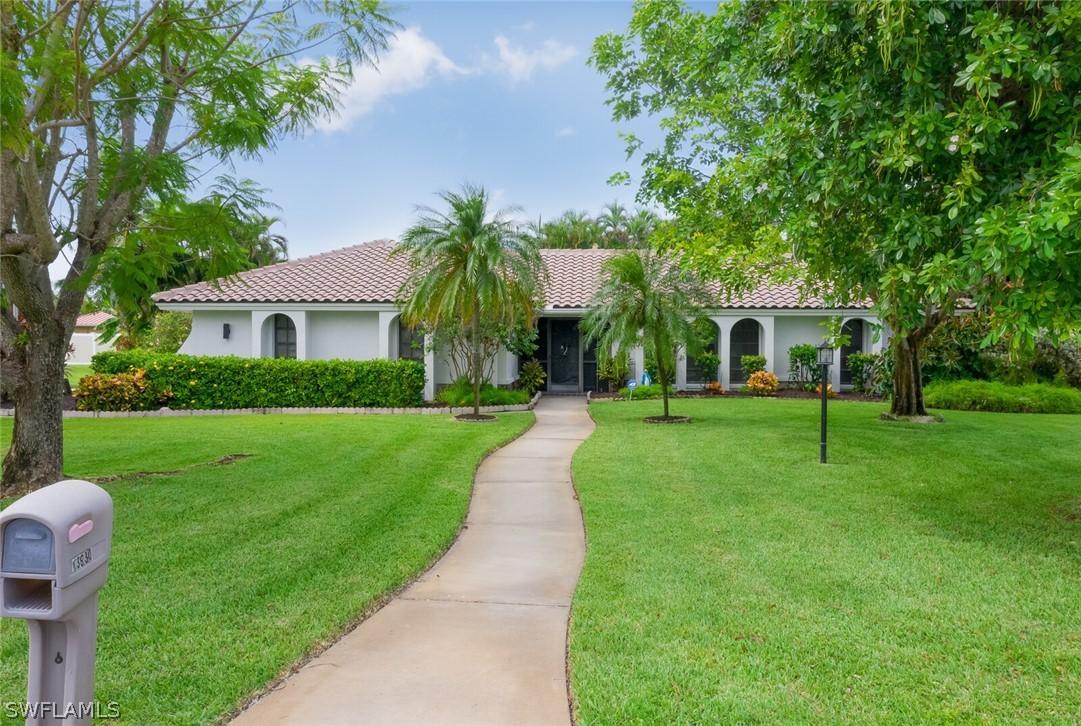 13930 Mcgregor Blvd., Fort Myers, FL 33919