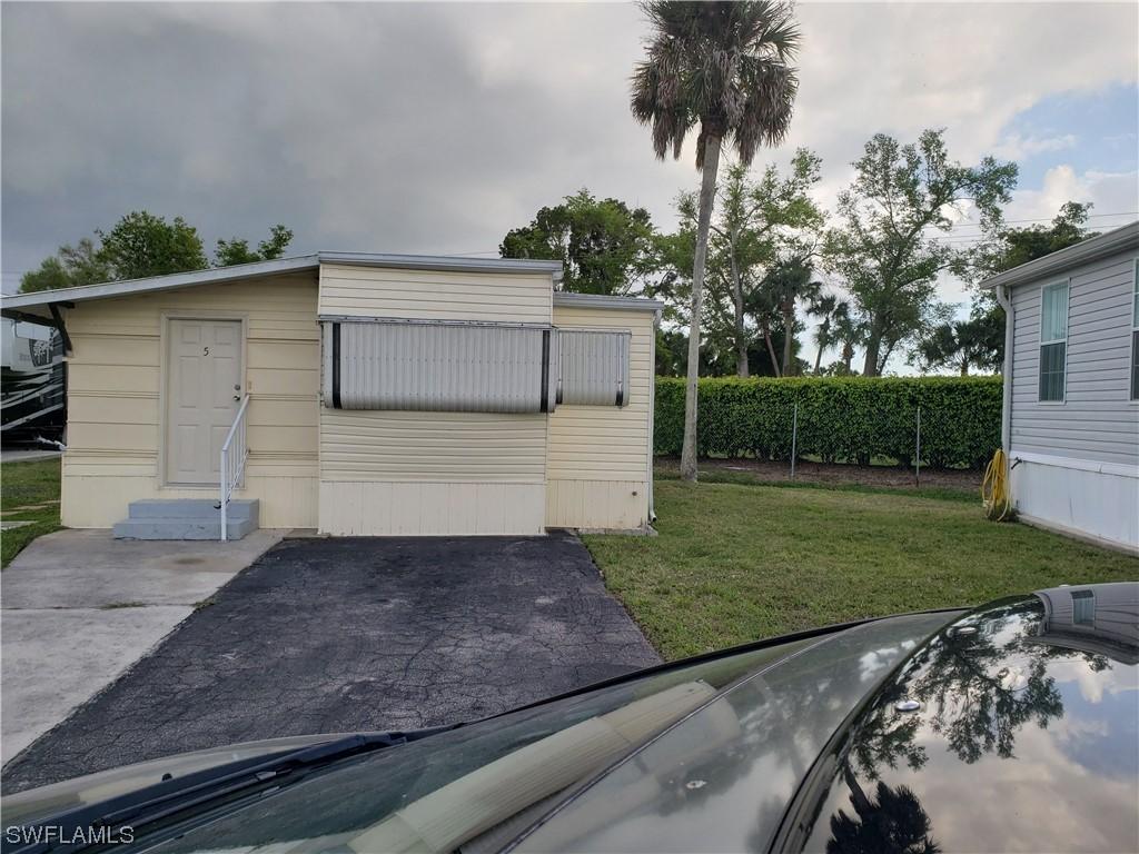 5 Jasper Dr. #5-JR, Naples, FL 34114