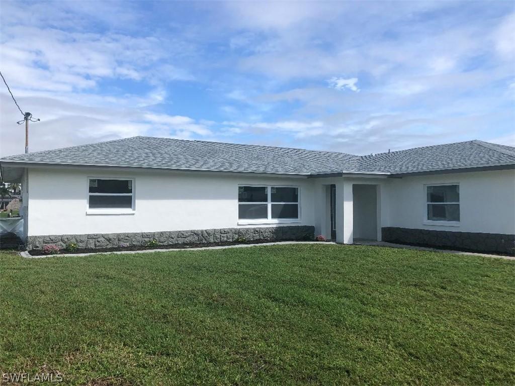 1009 SE 43rd Ter., Cape Coral, FL 33904