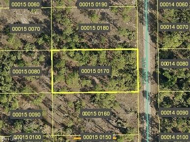 109 Fitch Ave., Lehigh Acres, FL 33936