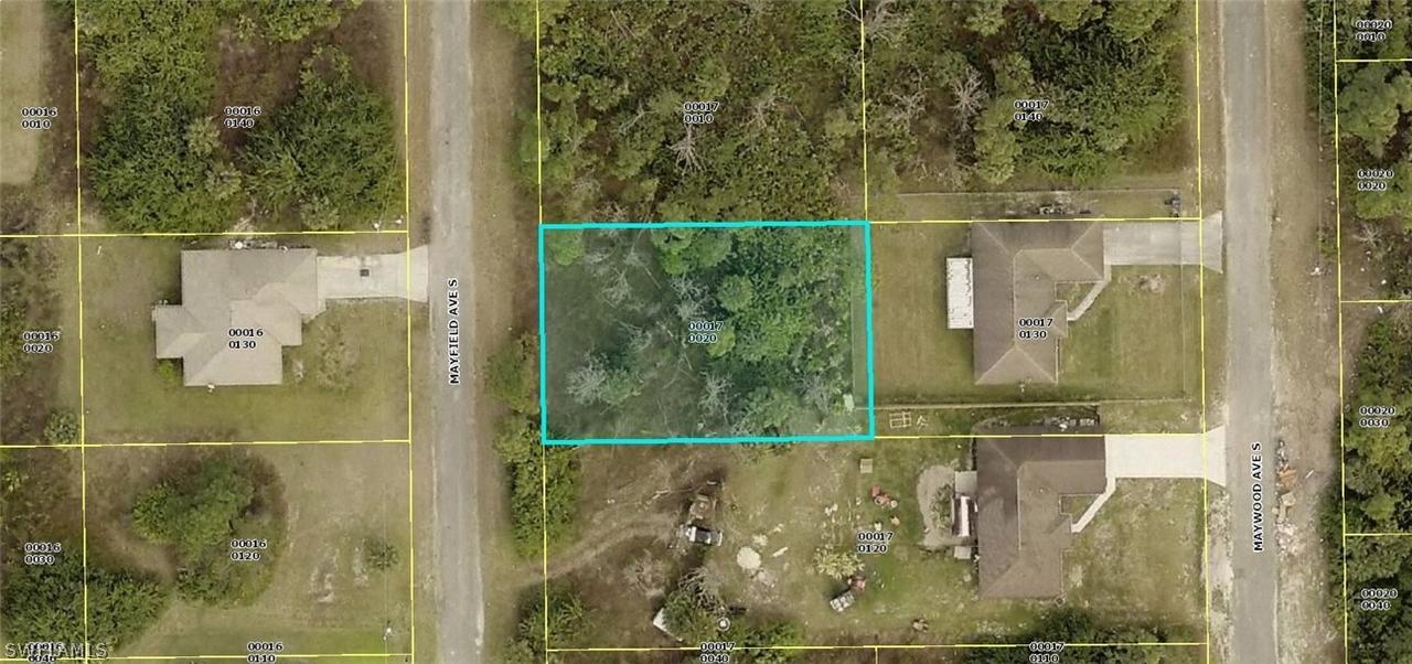 911 Mayfield Ave., Lehigh Acres, FL 33974