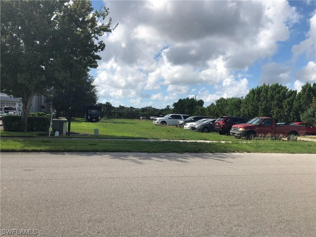 3530 Plover Ave., Naples, FL 34117