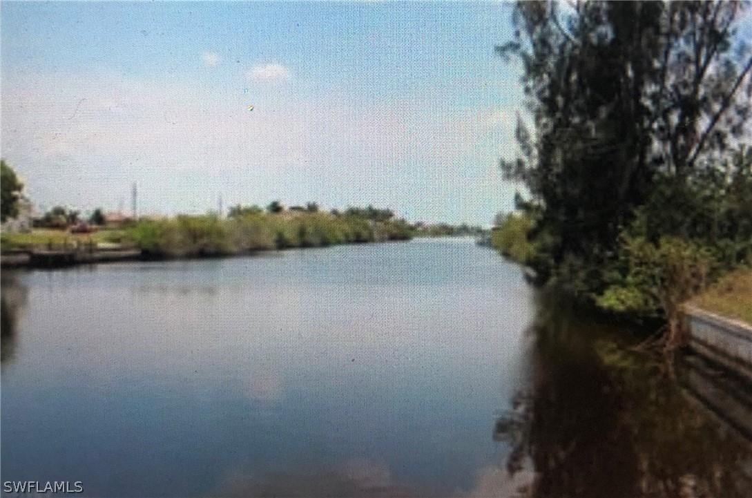 1051 NW 36th Pl., Cape Coral, FL 33993