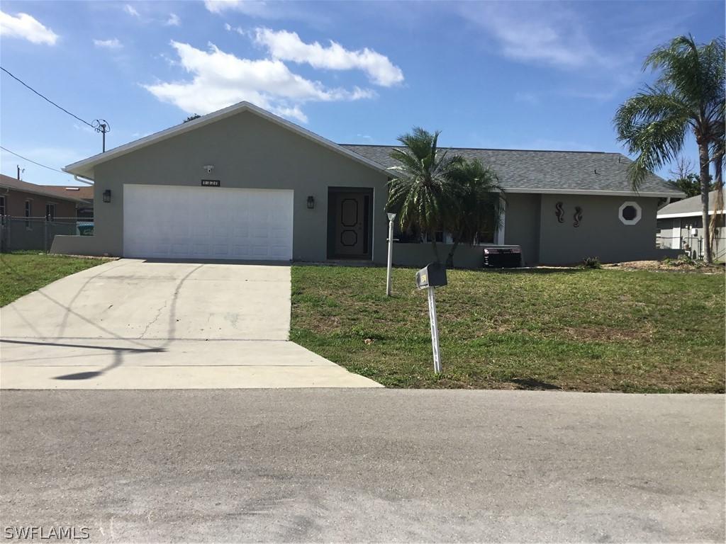 1320 SE 28th Ter., Cape Coral, FL 33904