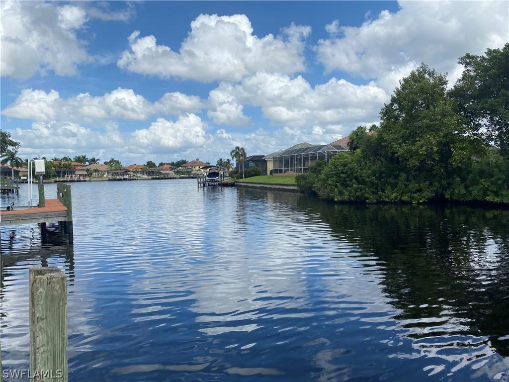 2209 SE 19th Ave., Cape Coral, FL 33990