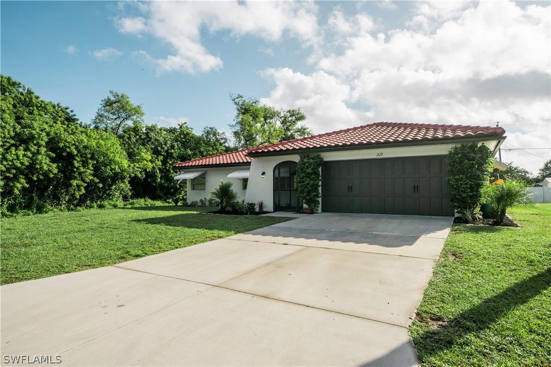 209 Shadow St., Port Charlotte, FL 33952