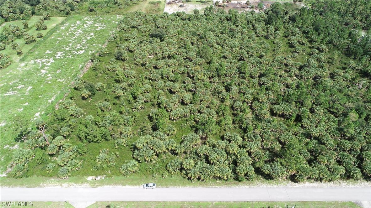 8th Ave Se Ave., Naples, FL 34117