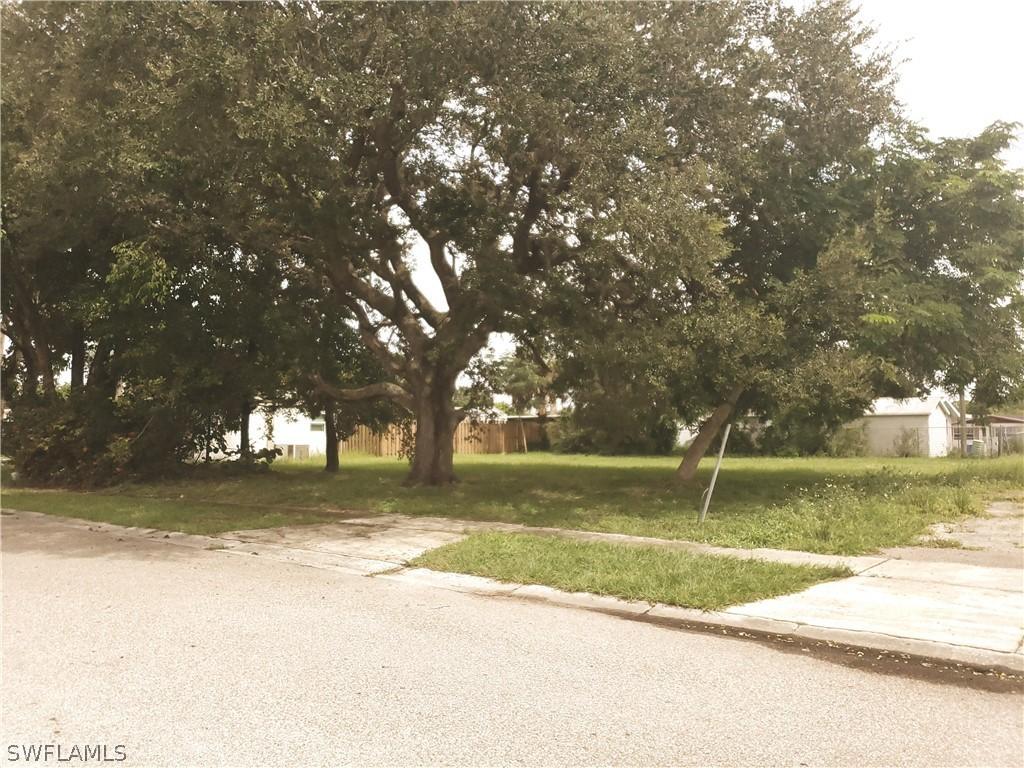 1775 Glenway Ct., Fort Myers, FL 33916