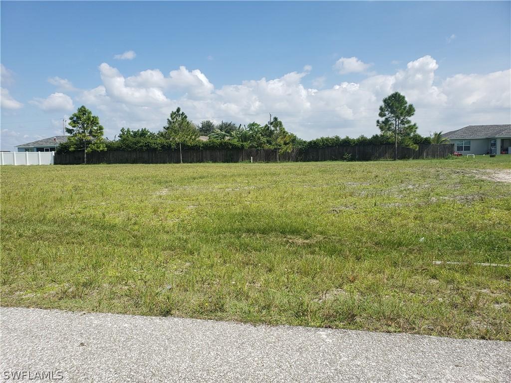 2203 NW 6th Ave., Cape Coral, FL 33993