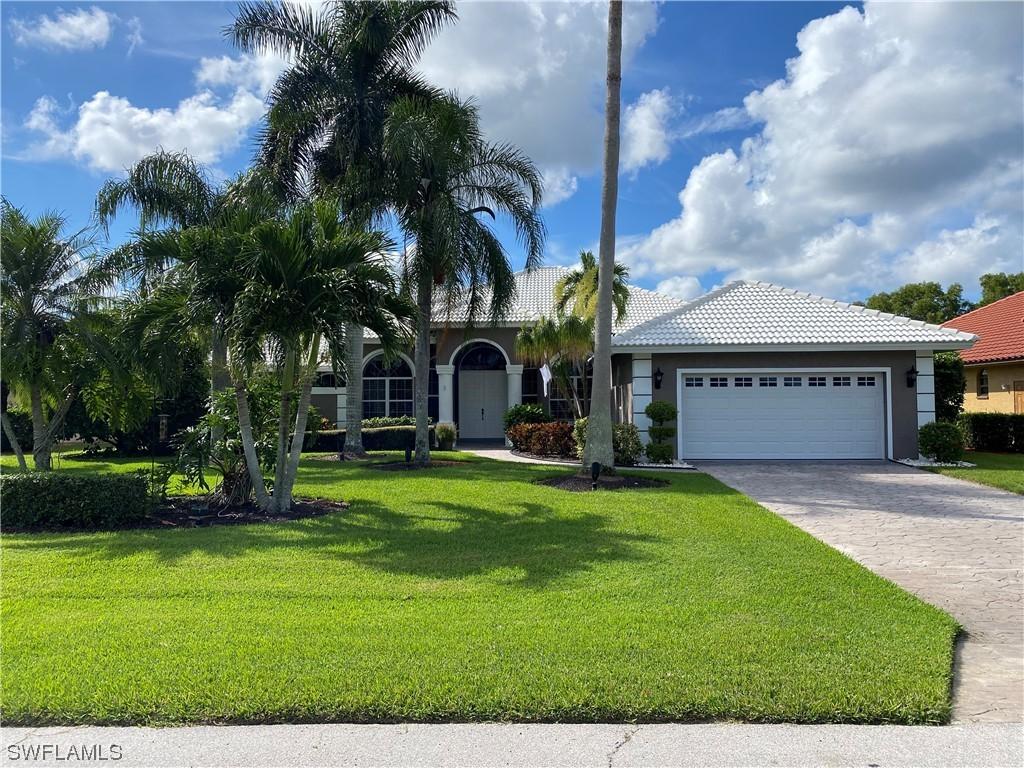 9768 Alhambra Ln., Bonita Springs, FL 34135