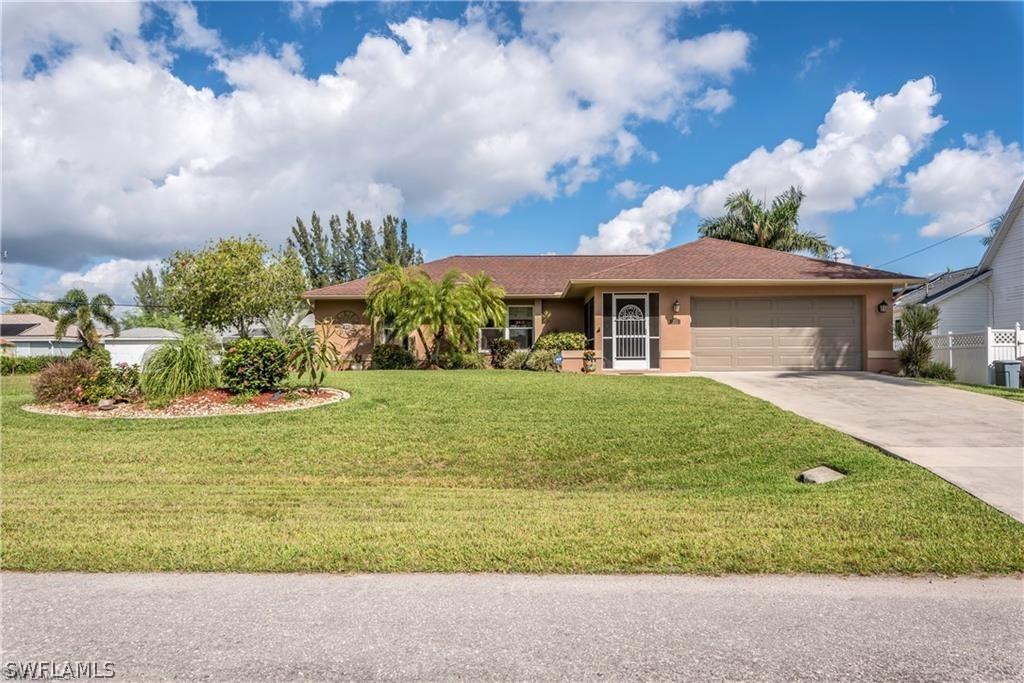 215 SE 21st Ter., Cape Coral, FL 33990