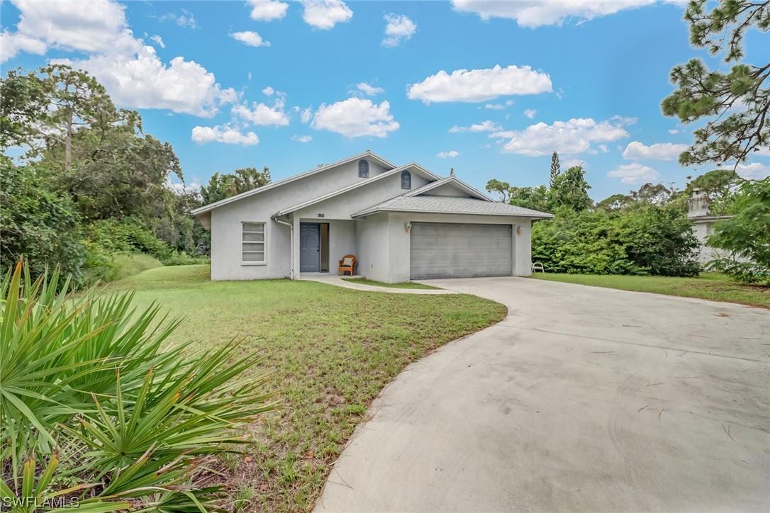 4171 Tarpon Ave., Bonita Springs, FL 34134