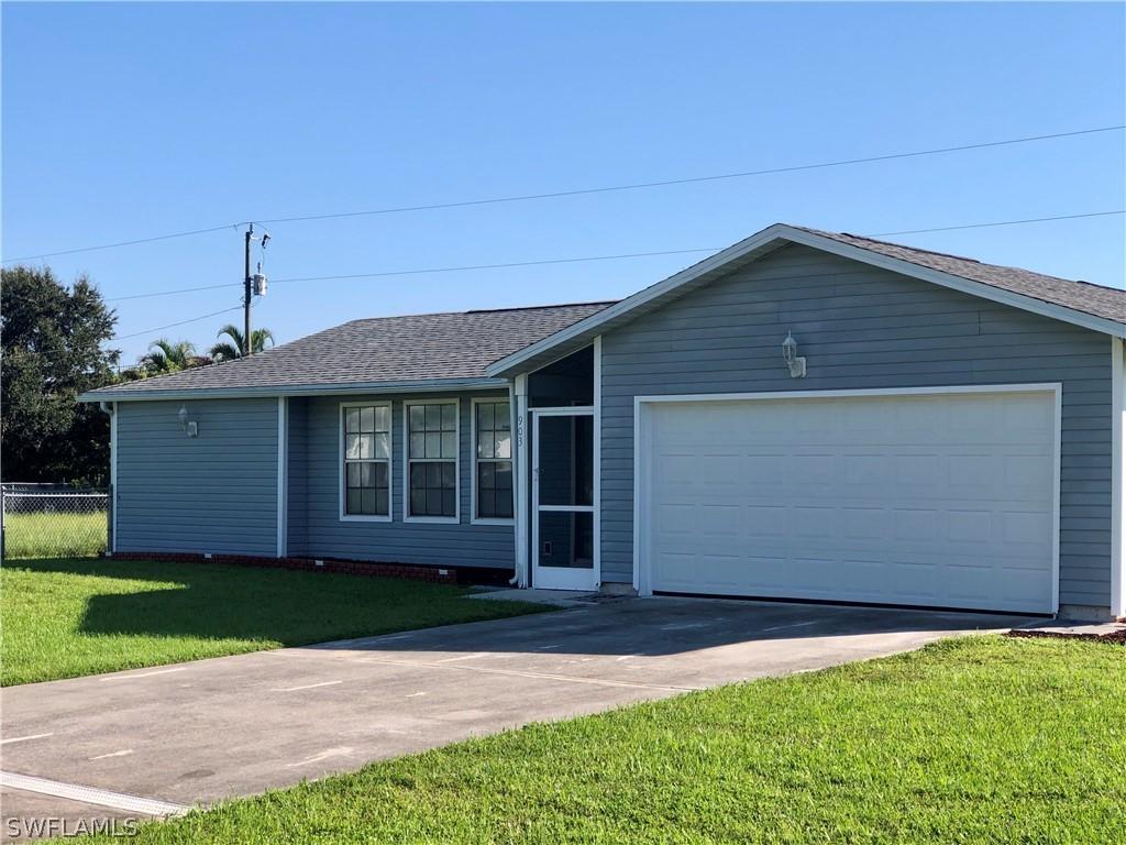 903 SW 9th Ct., Cape Coral, FL 33991
