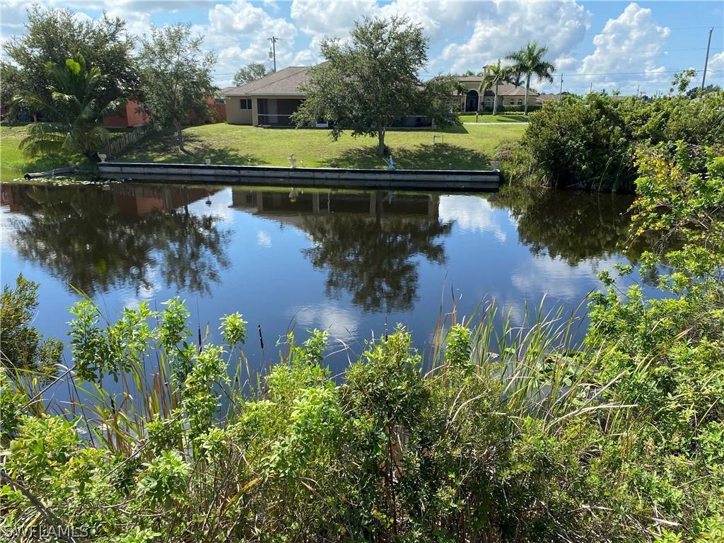 2104 NW 6th Ter., Cape Coral, FL 33993