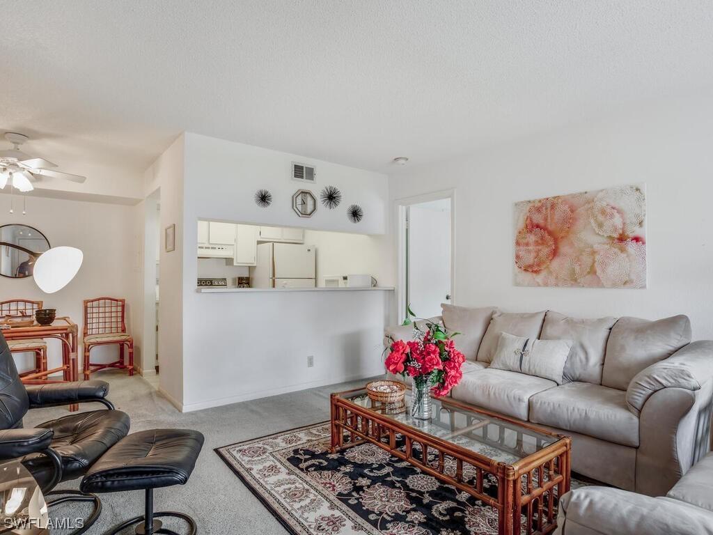 4333 27th Ct. #9-201, Naples, FL 34116