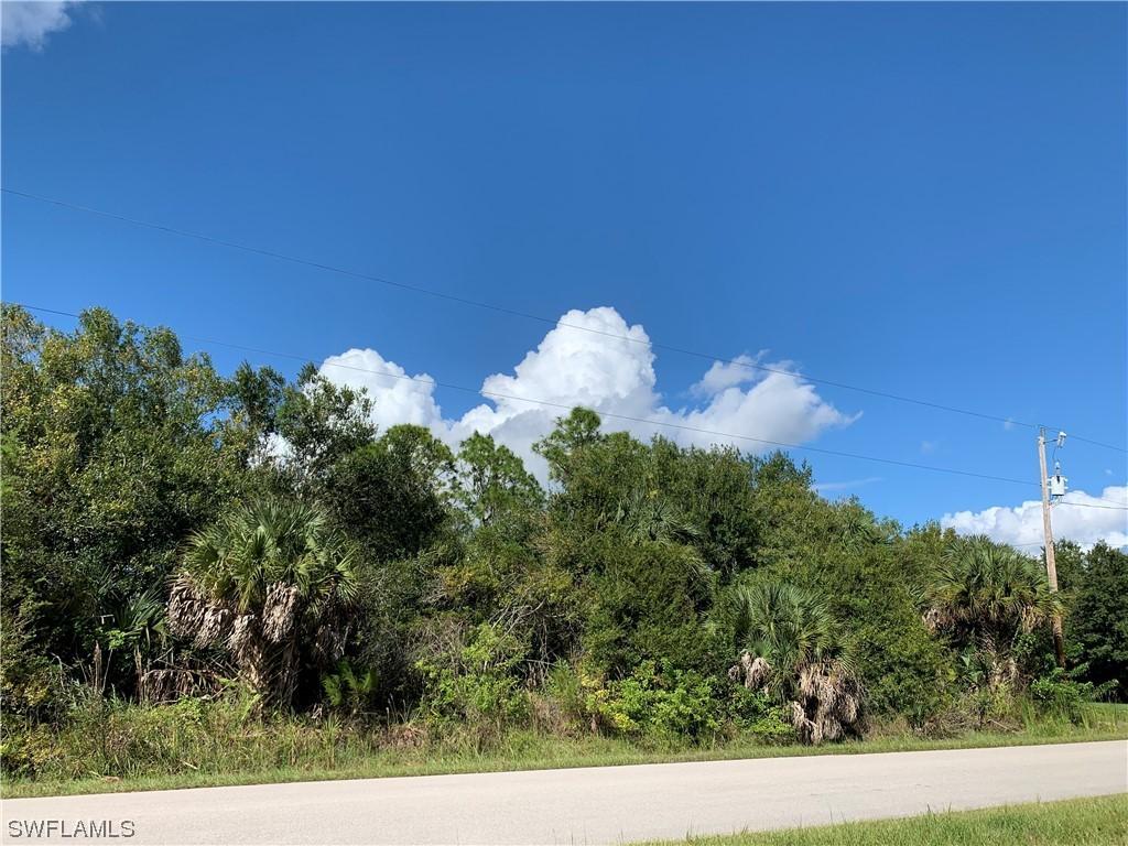 3235 70th Ave., Naples, FL 34120