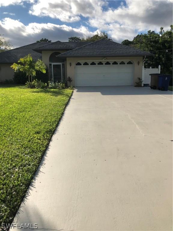 117 Columbus Ave., Lehigh Acres, FL 33936