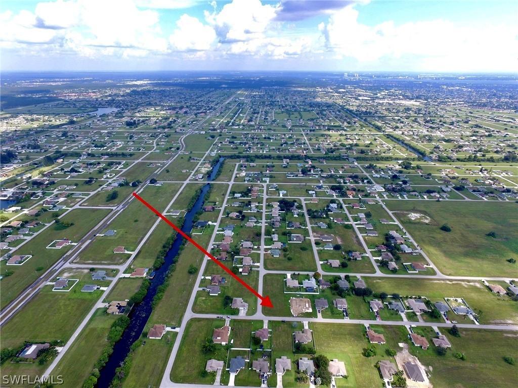 1413 NE 2nd Pl., Cape Coral, FL 33909