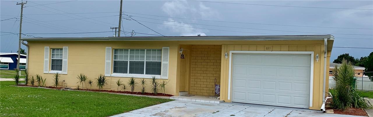 611 Floral Ln., Port Charlotte, FL 33952