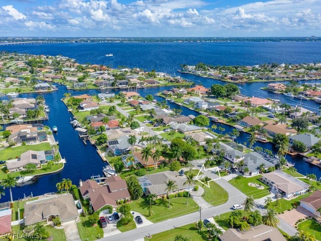 2021 SE 27th Ter., Cape Coral, FL 33904
