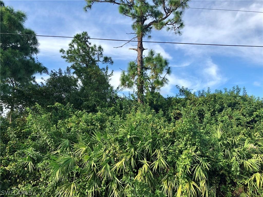 3212 15th St., Lehigh Acres, FL 33971