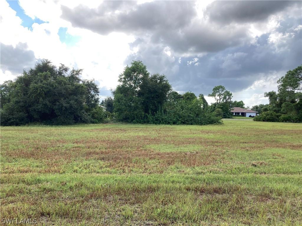 4106 NE 20th Pl., Cape Coral, FL 33909