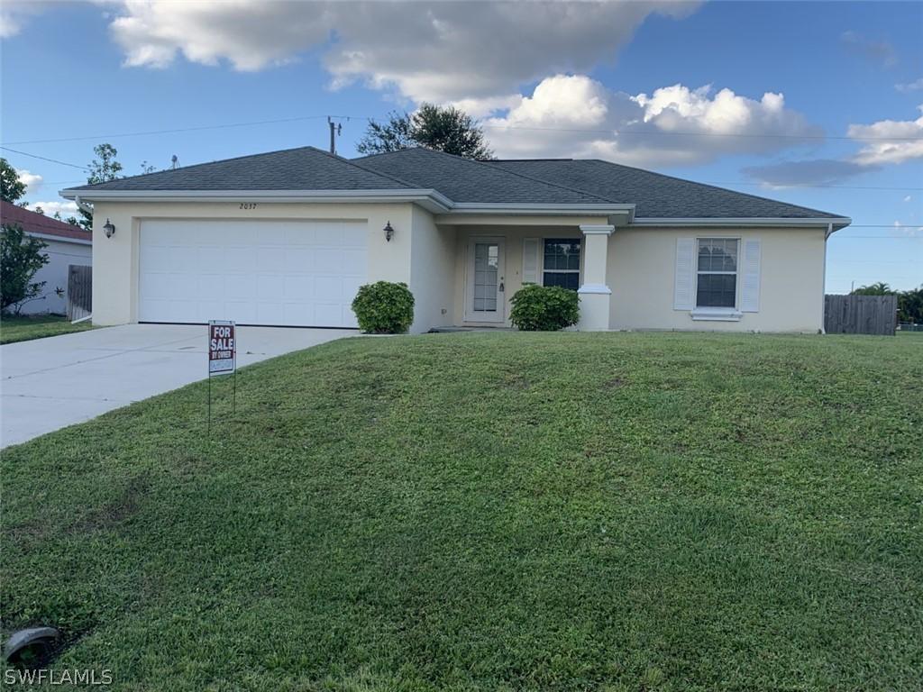 2037 NE 24th Ter., Cape Coral, FL 33909