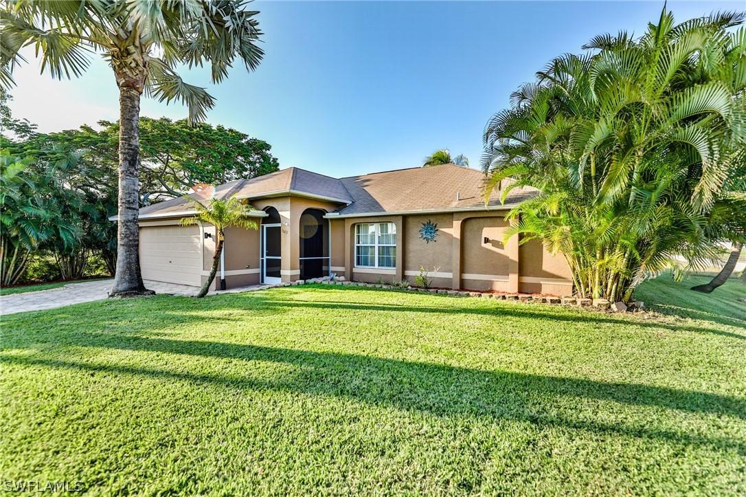 1613 NW 5th St., Cape Coral, FL 33993