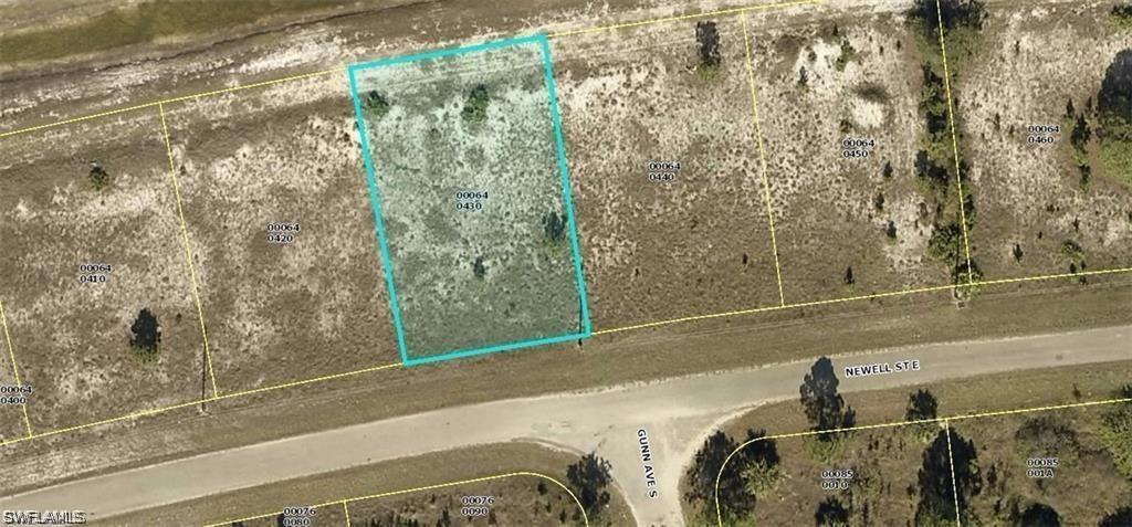 825 Newell St., Lehigh Acres, FL 33974