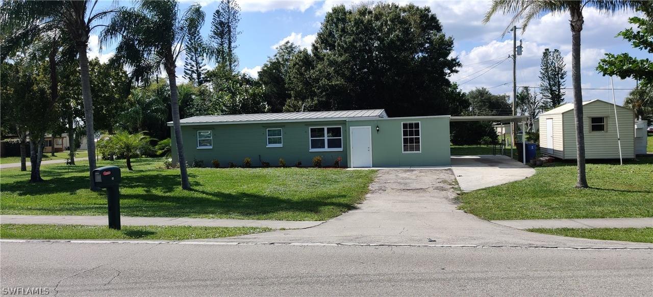 11 Alabama Rd., Lehigh Acres, FL 33936