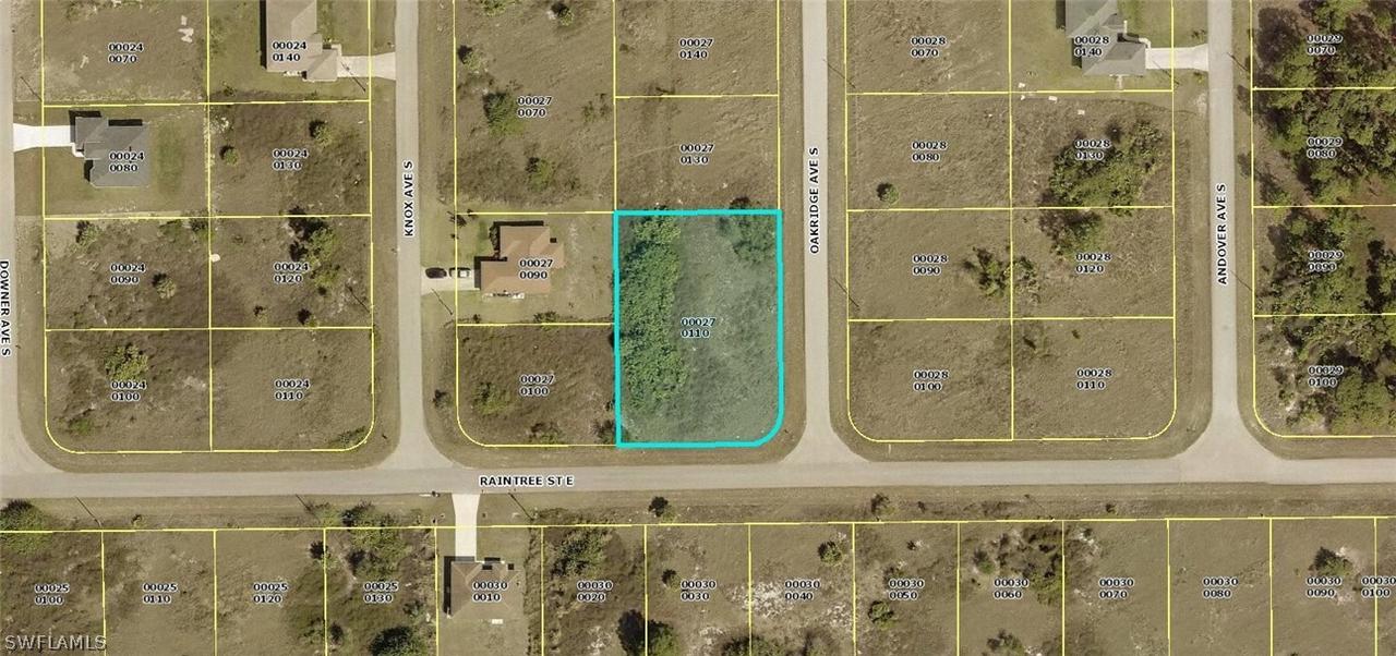 744 Oakridge Ave., Lehigh Acres, FL 33974